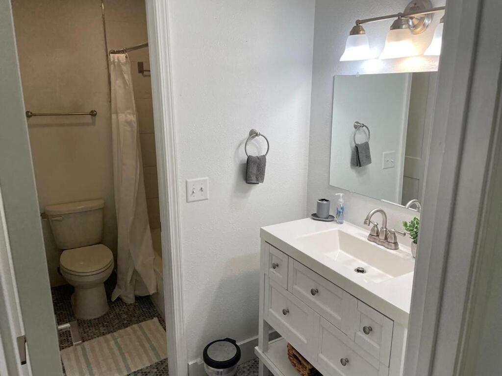 Casa Wooten - Pet Friendly Austin Ngoại thất bức ảnh